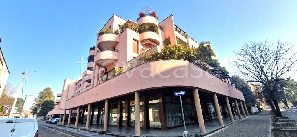 appartamento in vendita a Saronno