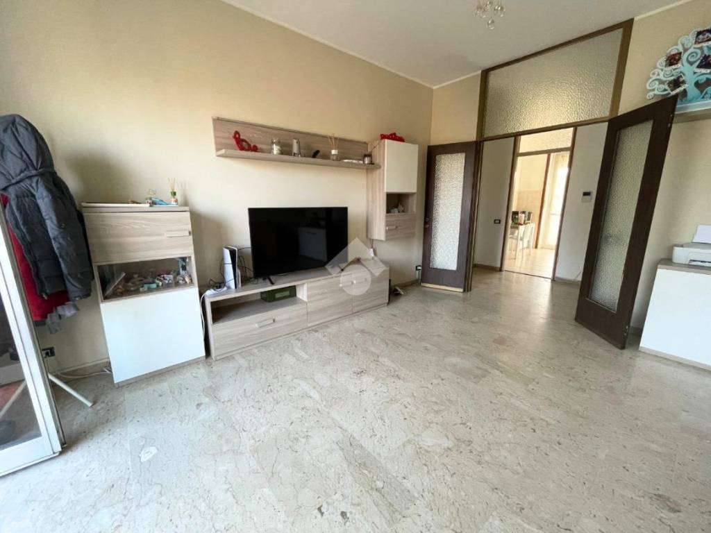 appartamento in vendita a Saronno