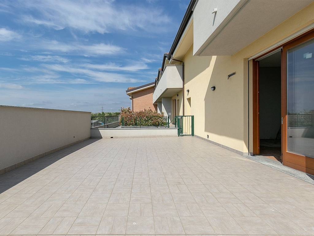 appartamento in vendita a Saronno