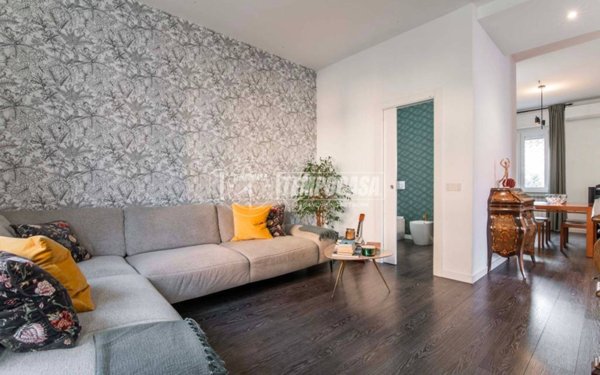 casa indipendente in vendita a Saronno