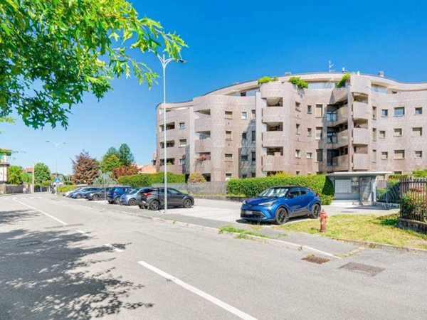 appartamento in vendita a Saronno