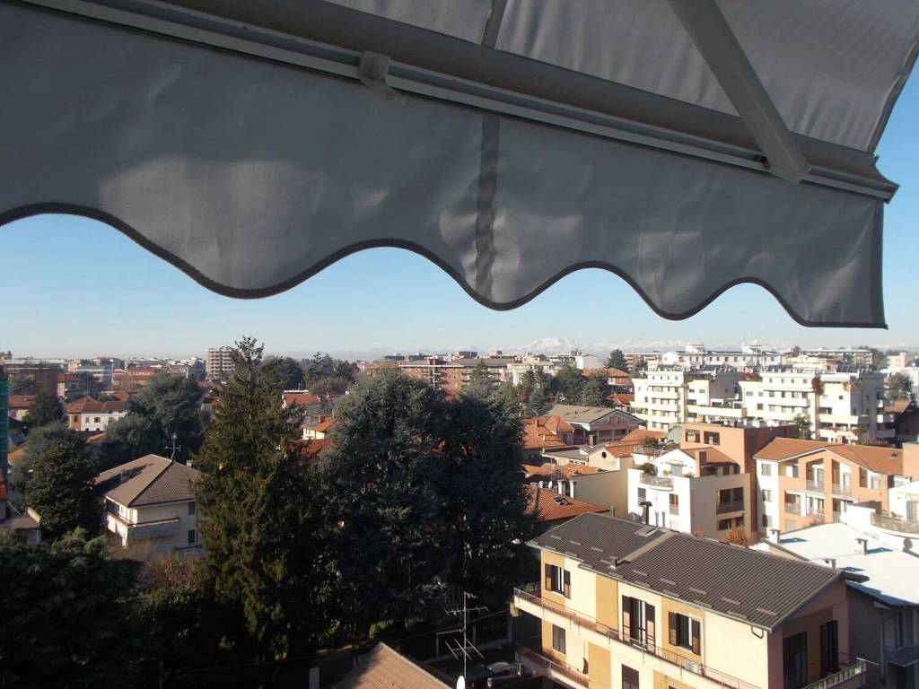 appartamento in vendita a Saronno