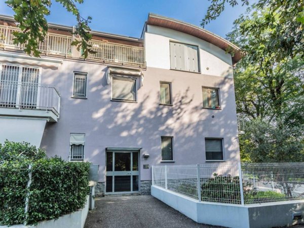 appartamento in vendita a Saronno