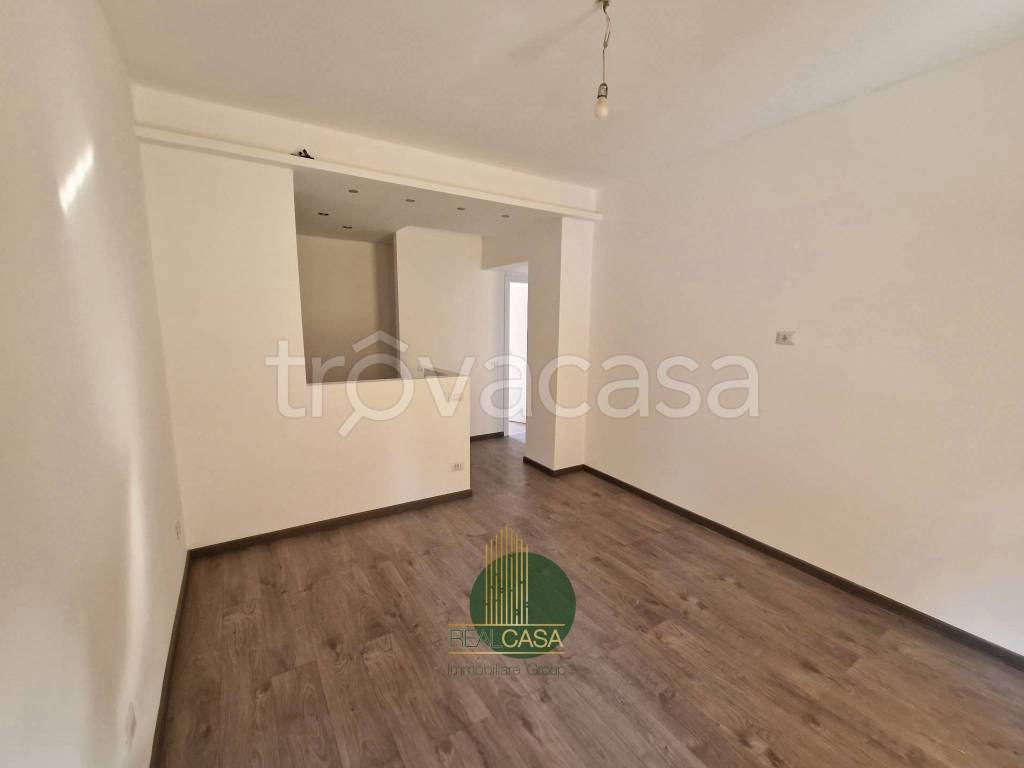 appartamento in vendita a Saronno