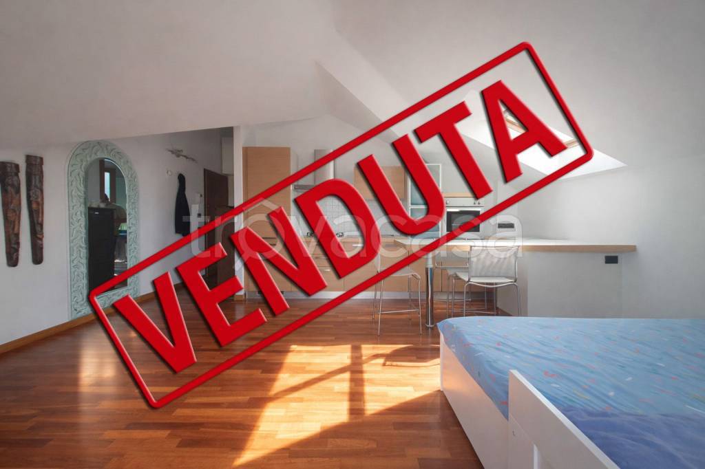 appartamento in vendita a Saronno