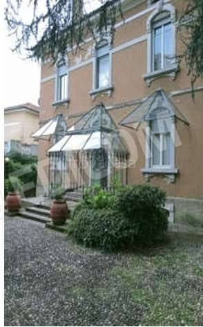 appartamento in vendita a Saronno