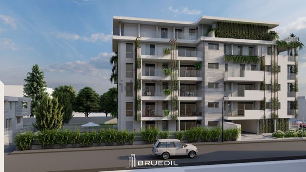 appartamento in vendita a Saronno