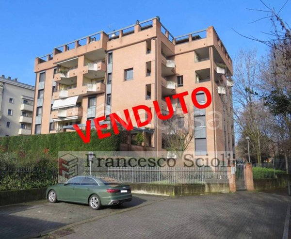 appartamento in vendita a Saronno