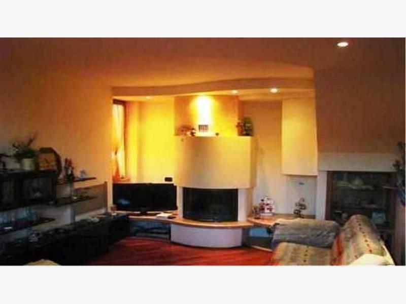 appartamento in vendita a Saronno