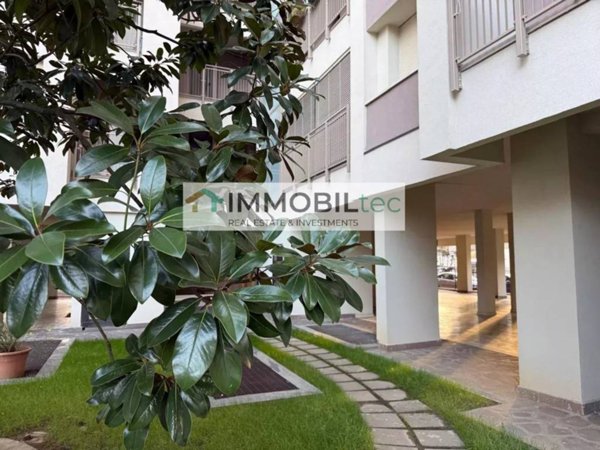 appartamento in vendita a Saronno