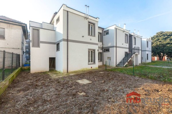appartamento in vendita a Saronno