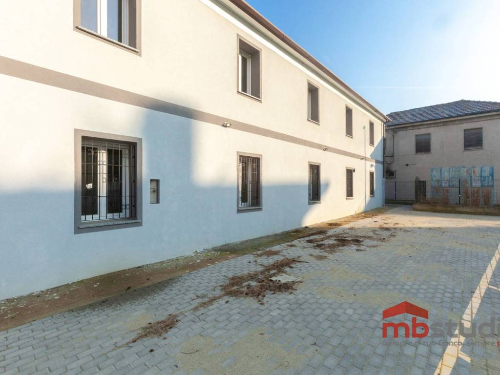 appartamento in vendita a Saronno