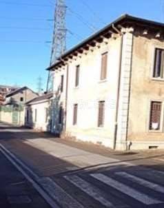 intera palazzina in vendita a Saronno