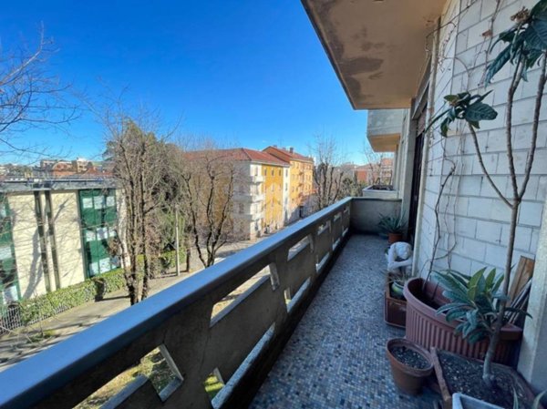 appartamento in vendita a Saronno
