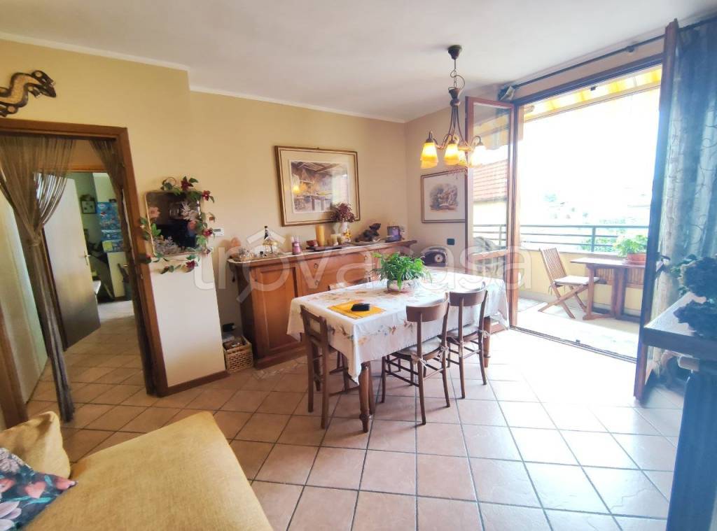 appartamento in vendita a Saronno