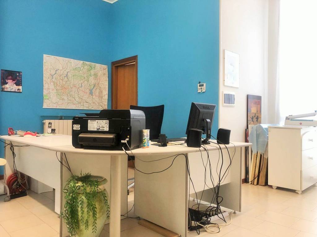 ufficio in vendita a Saronno