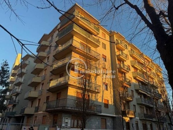 appartamento in vendita a Saronno