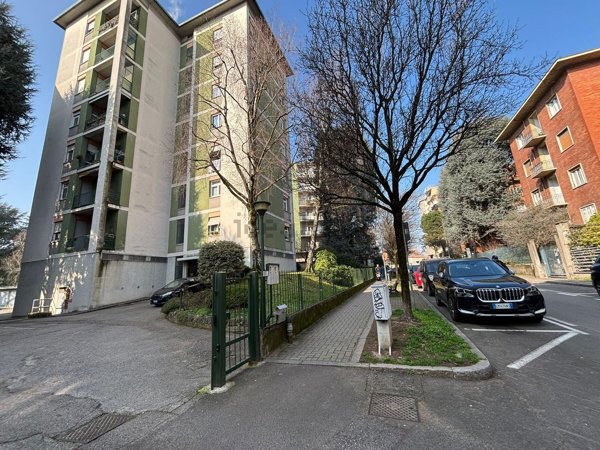 appartamento in vendita a Saronno