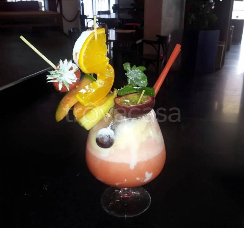 negozio in vendita a Saronno