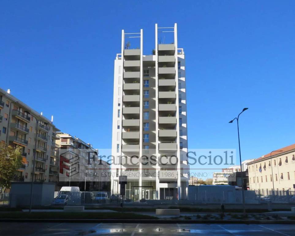 appartamento in vendita a Saronno