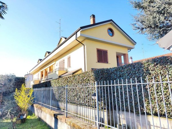 appartamento in vendita a Saronno