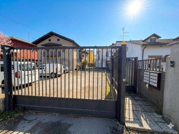 appartamento in vendita a Saronno