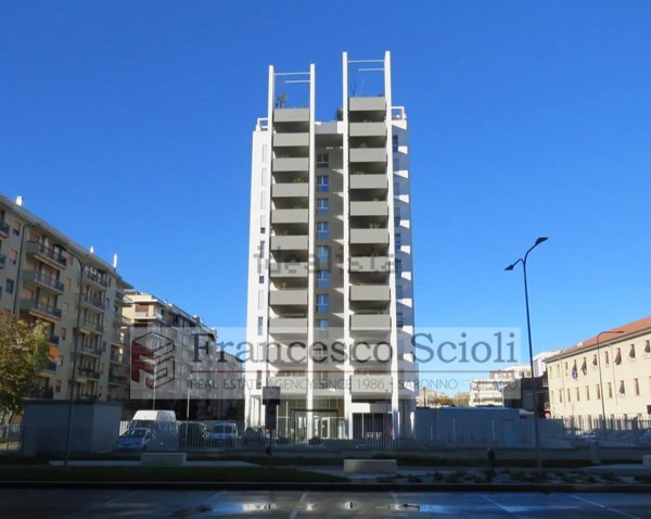 appartamento in vendita a Saronno