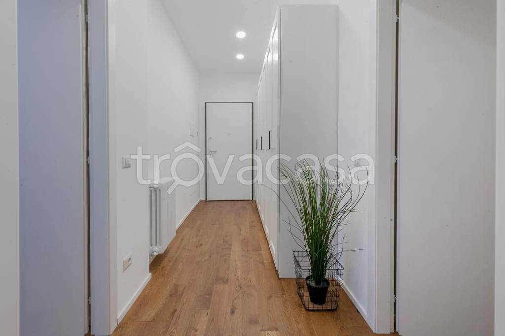 appartamento in vendita a Saronno