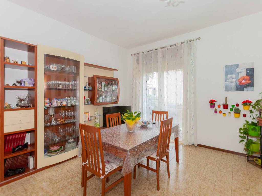 appartamento in vendita a Saronno