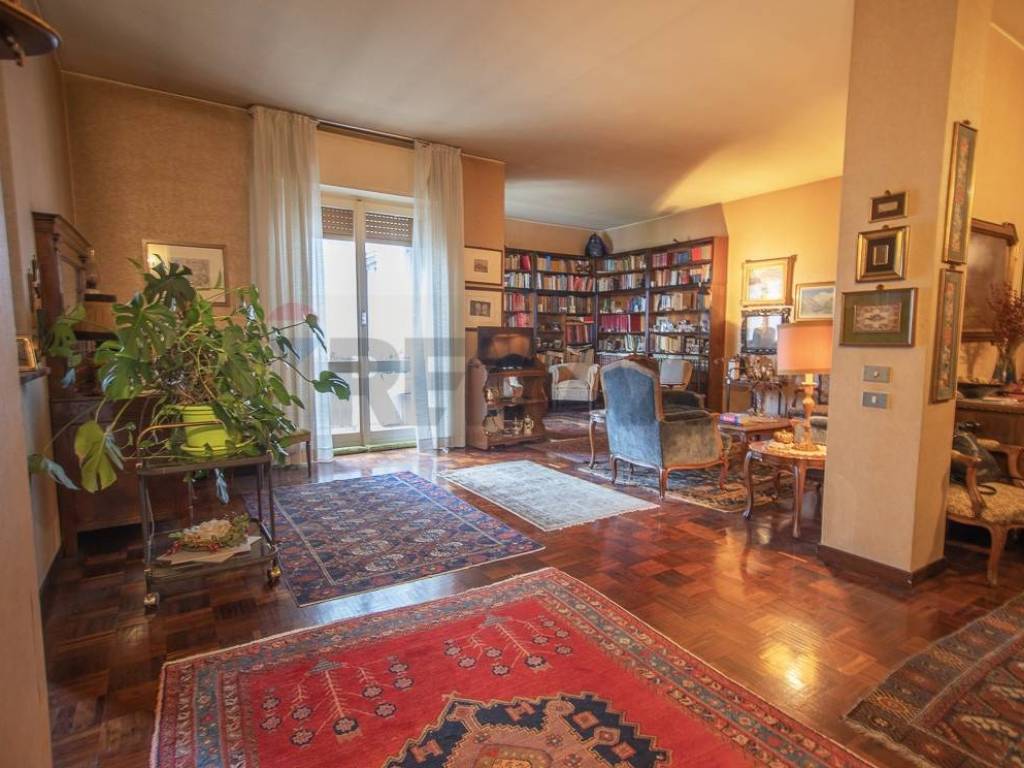 appartamento in vendita a Saronno