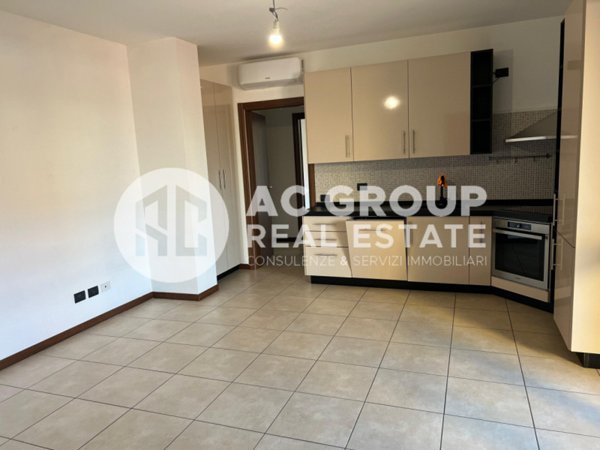 appartamento in vendita a Saronno in zona Cascina Colombara