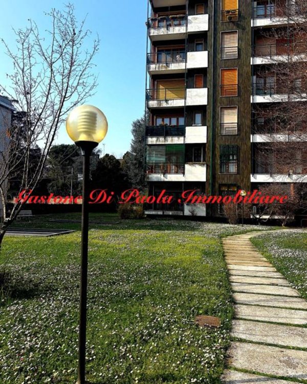 appartamento in vendita a Saronno