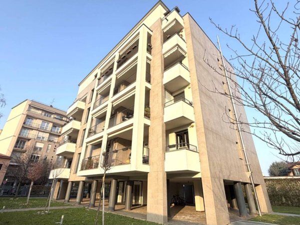 appartamento in vendita a Saronno