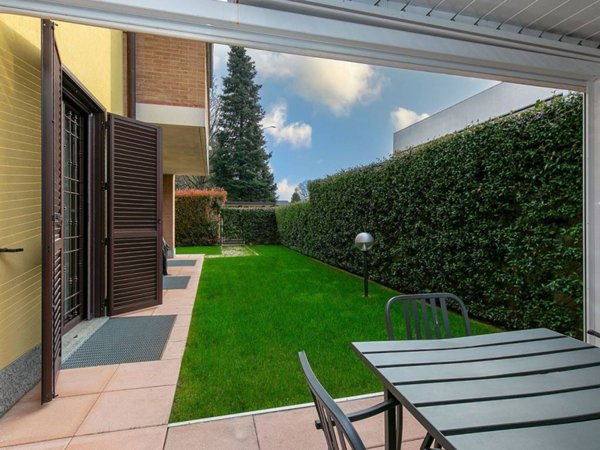 appartamento in vendita a Saronno