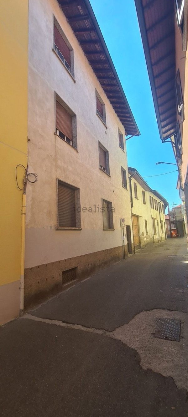 appartamento in vendita a Saronno