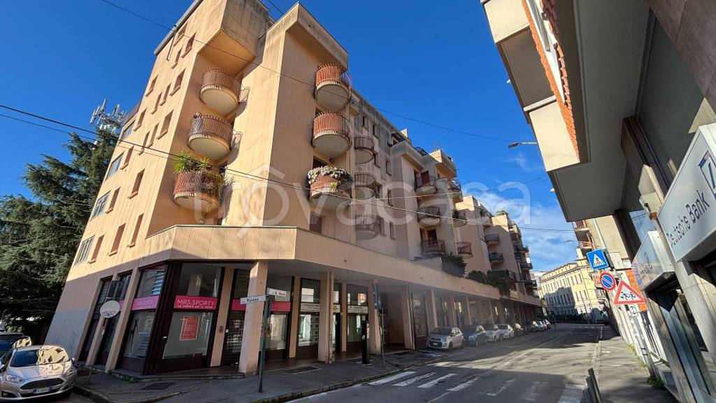 appartamento in vendita a Saronno