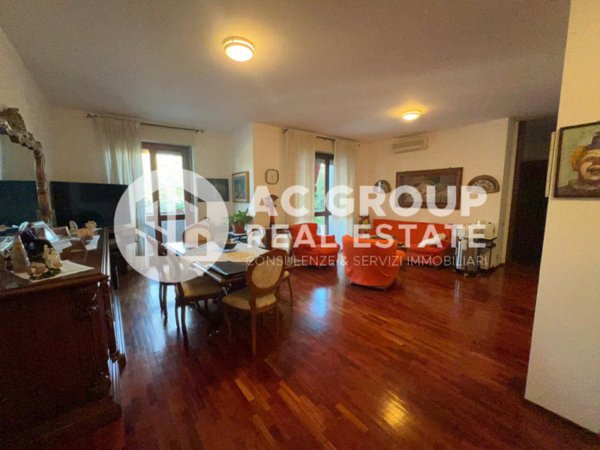 appartamento in vendita a Saronno