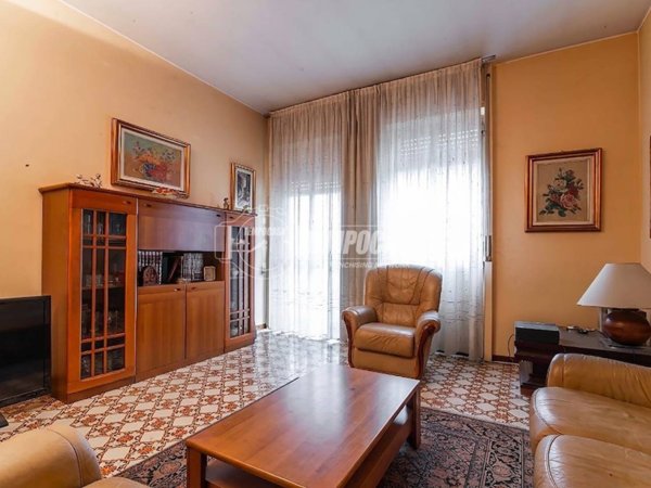 appartamento in vendita a Saronno