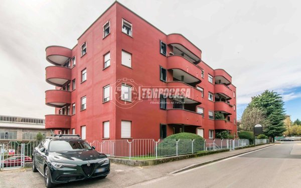 appartamento in vendita a Saronno