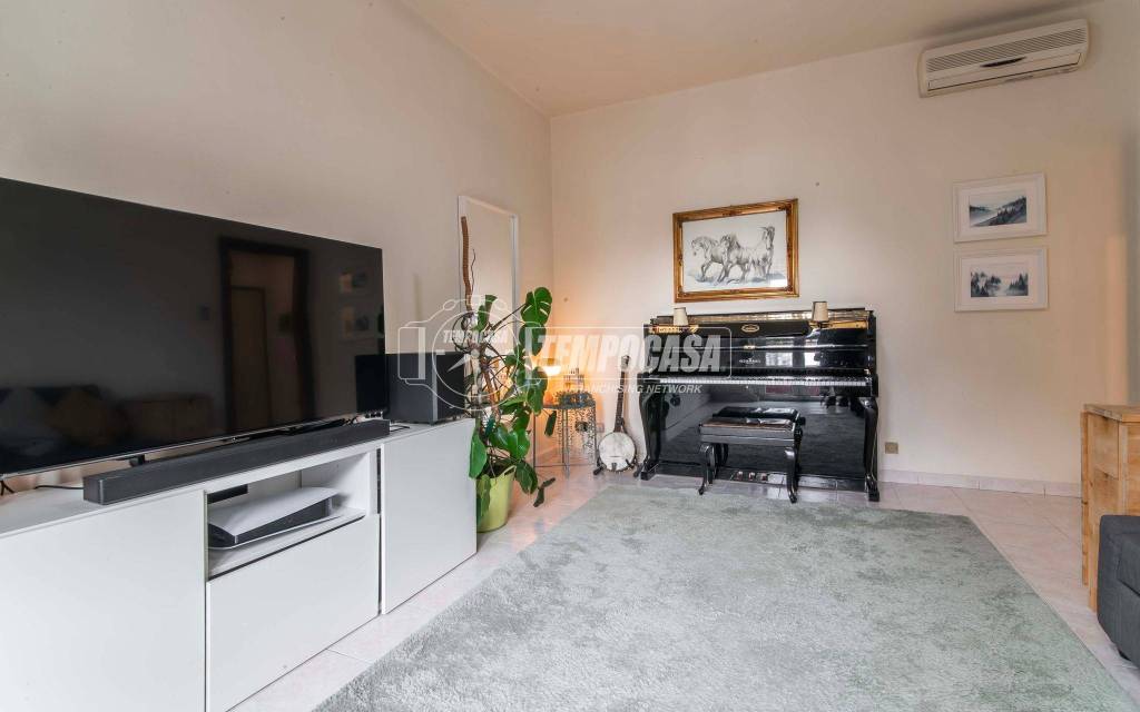 appartamento in vendita a Saronno