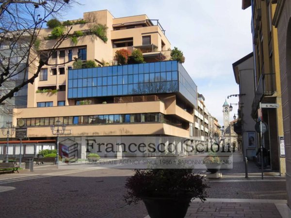 ufficio in vendita a Saronno