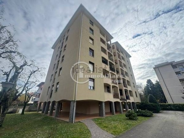 appartamento in vendita a Saronno