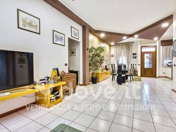 appartamento in vendita a Saronno