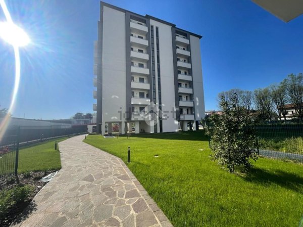 appartamento in vendita a Saronno