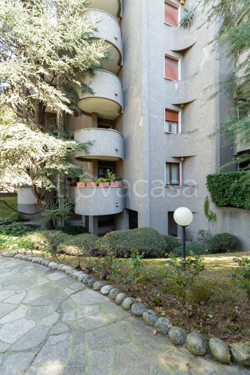 appartamento in vendita a Saronno