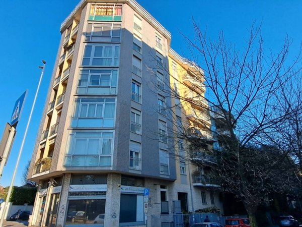 appartamento in vendita a Saronno