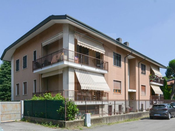 appartamento in vendita a Saronno