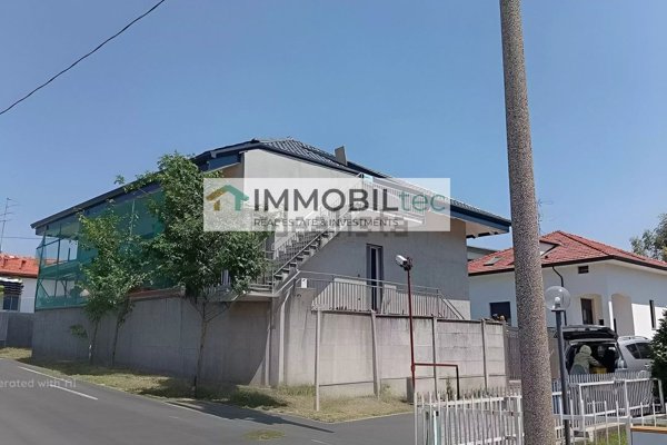 appartamento in vendita a Saronno