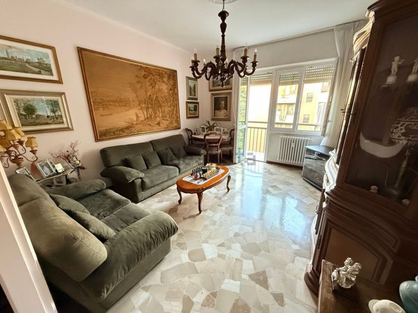 appartamento in vendita a Saronno