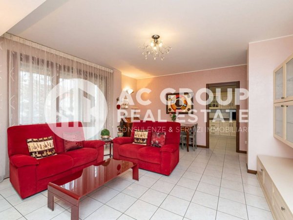 appartamento in vendita a Saronno in zona Cascina Colombara